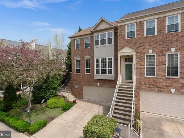 20900 Trinity Sq, Sterling, VA 20165