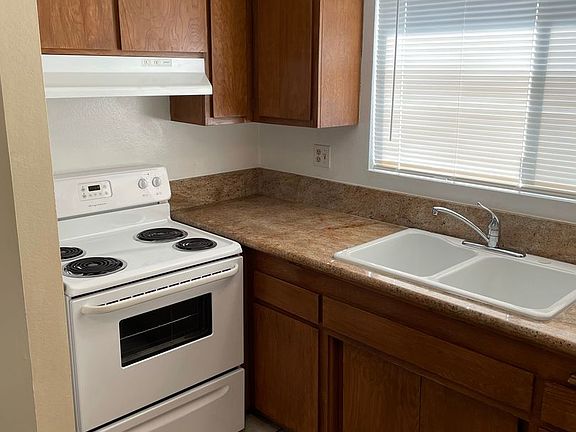 4th image of 399 Ellwood Beach Dr #8