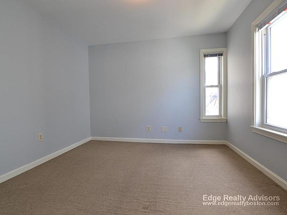 3rd image of 14 Mansfield St #1