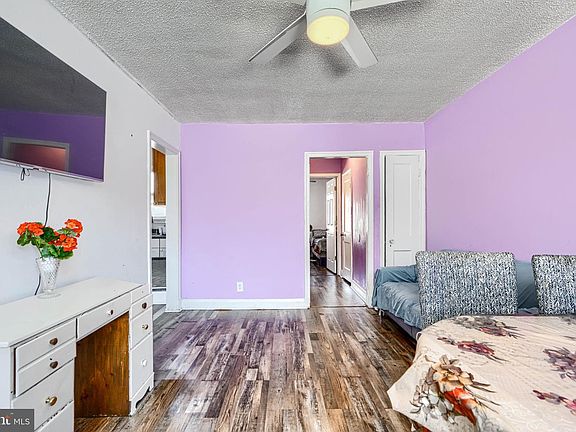 5th image of 804 Quail St