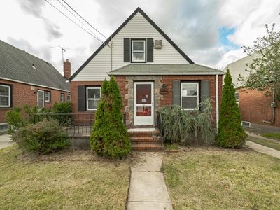 507 Premier Blvd, New Hyde Park, NY, 11040