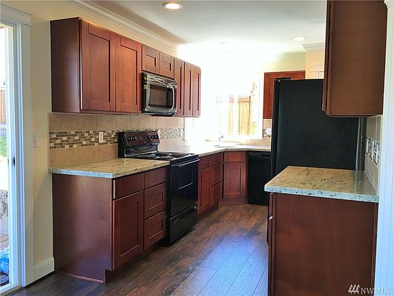 2nd image of 4507 44th St NE