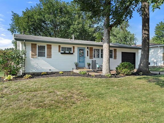 3rd image of 312 Martigney Dr