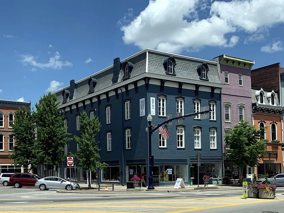 1 E Main St #302