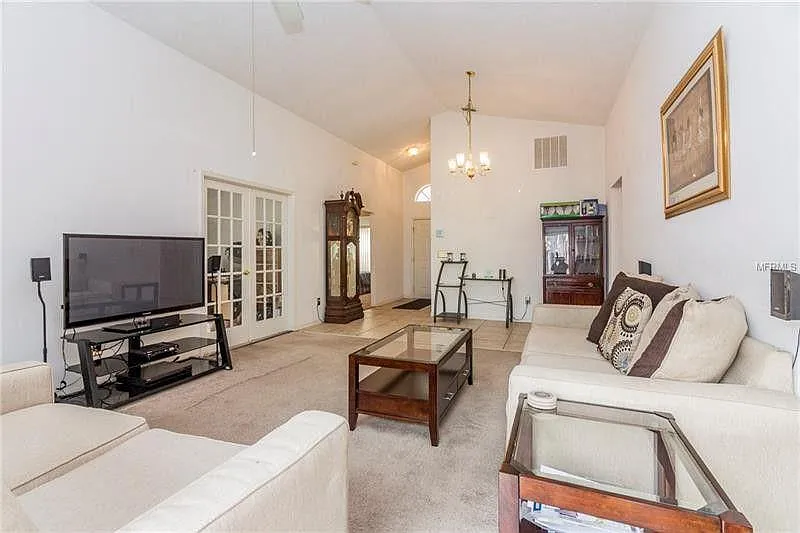 8607 Rosa Vista Ave