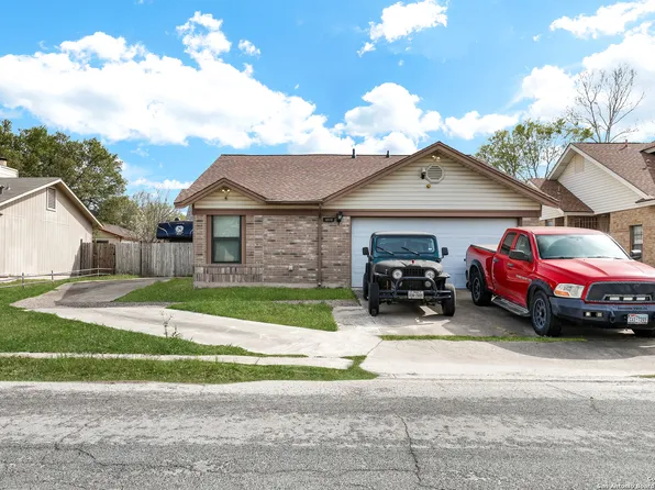 10118 Cedarvale Dr, San Antonio, TX 78245