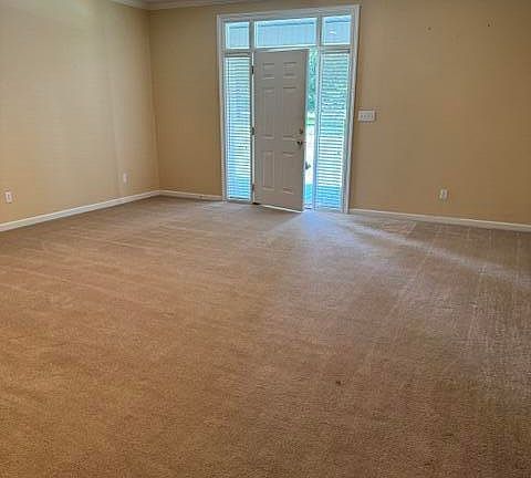 2nd image of 284 Meadow Cir