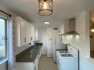 2295 Glendale Blvd #3, Los Angeles, CA 90039