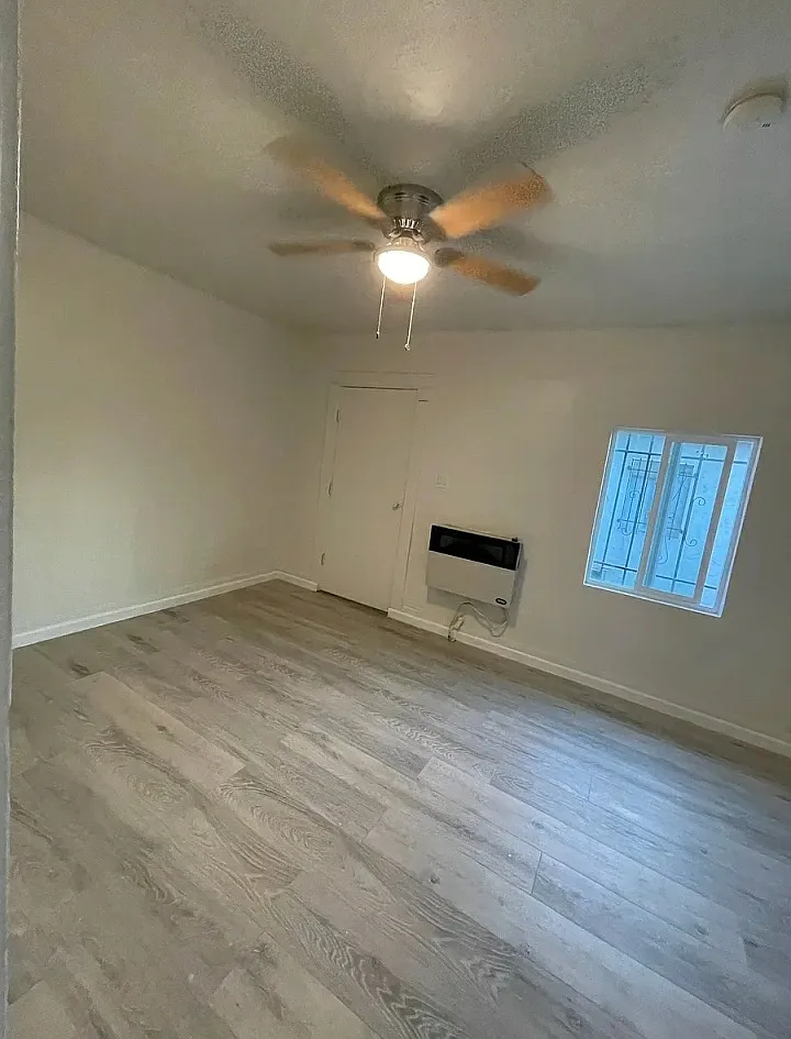7019 Marbrisa Ave — Photo 3