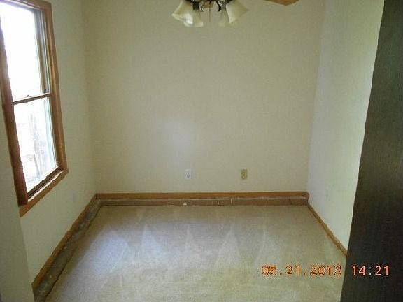 2nd image of 3068 Winchester Ct W