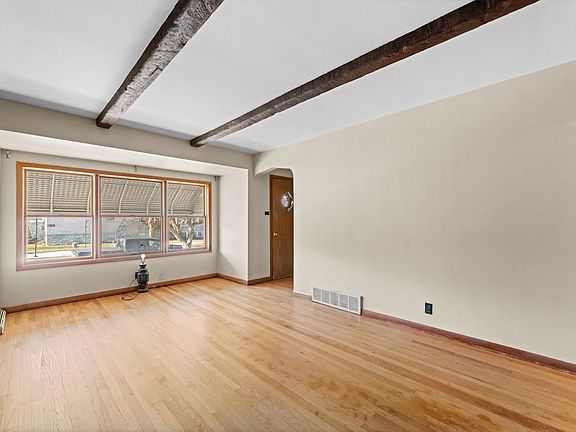 2nd image of 6159 S Narragansett Ave