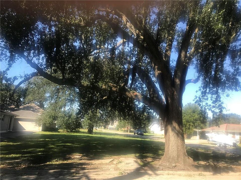 1st image of 5426 Charlotte Dr