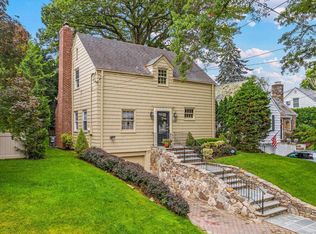 128 Park Ave, Manhasset, NY 11030
