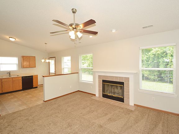 2nd image of 2337 Rolling Oak Dr
