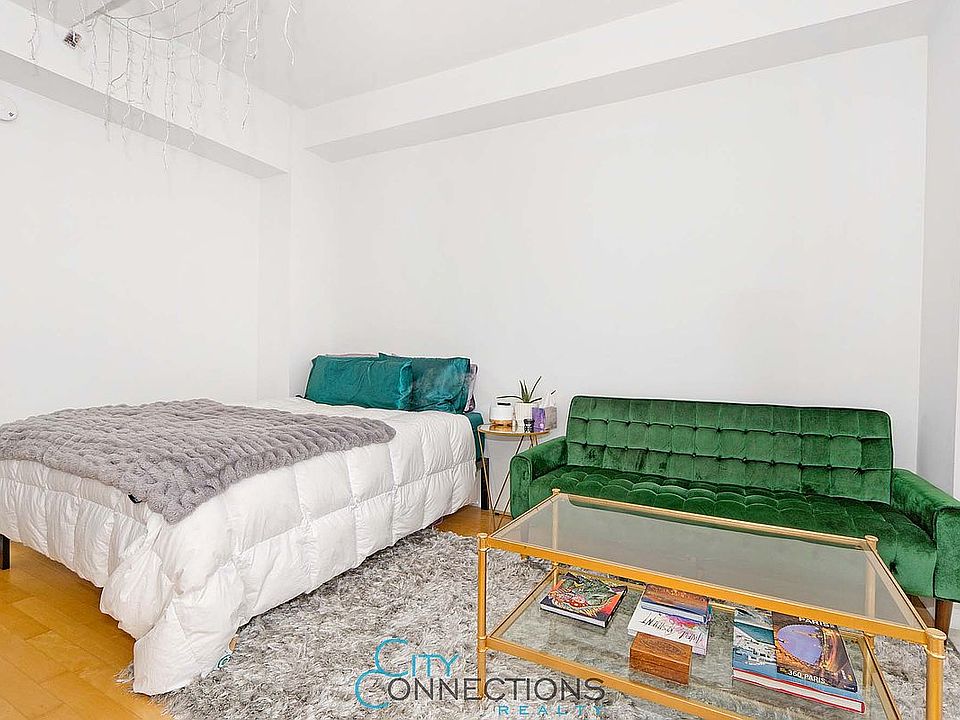 1st image of 20 West St APT 37C