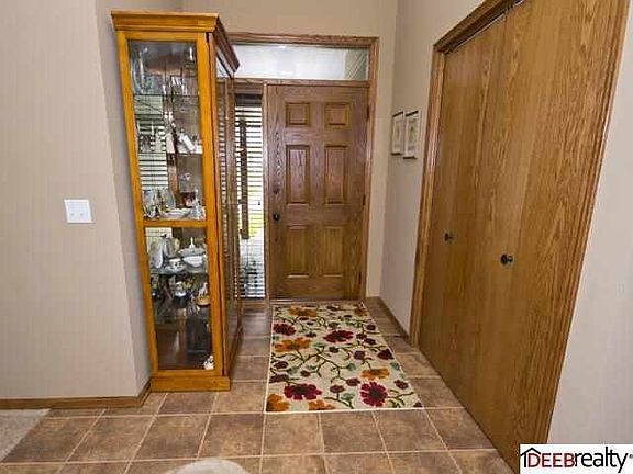 3rd image of 8111 S 154th Ave
