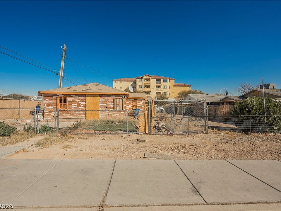 1st image of 1220 E Ogden Ave