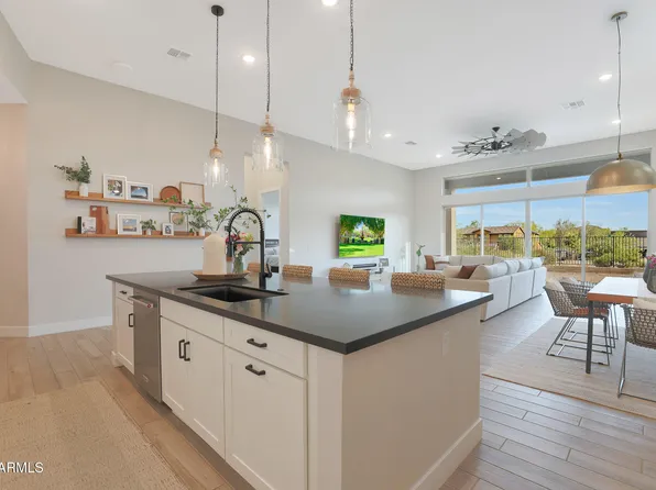 21143 W MINNEZONA Avenue, Buckeye, AZ 85396