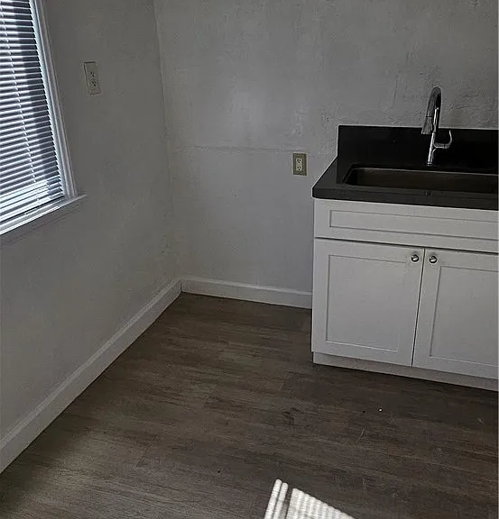 5742 Fullerton Ave #2 — Photo 5