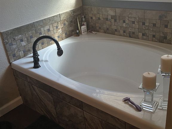 3rd image of 13120 Berrywood Trl