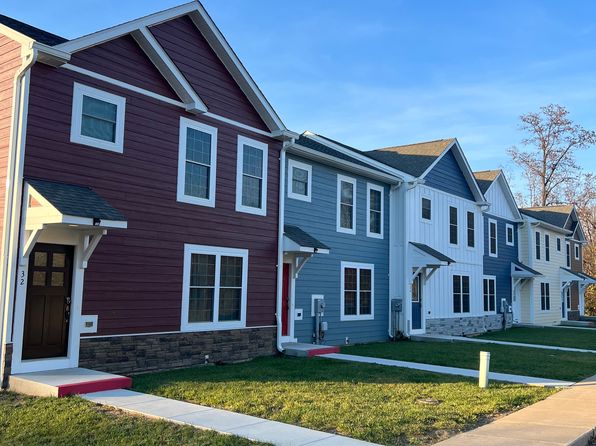 32 Quasar Dr