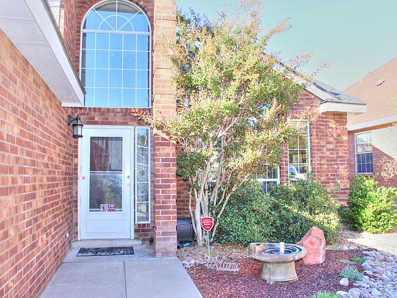3rd image of 8509 Ashton Pl NE