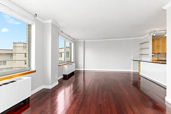 Rented by SERHANT. | media 2