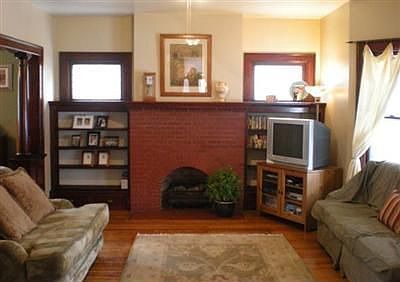2nd image of 1222 Gladys Ave
