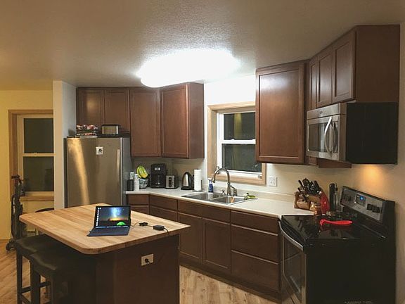 2nd image of 3316-3318 Ohana Ct