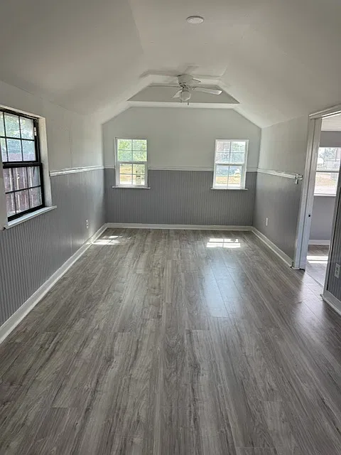 3 bed, 1296 sqft, $975 — Photo 2