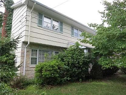 2nd image of 15 Sterling Forest Ln