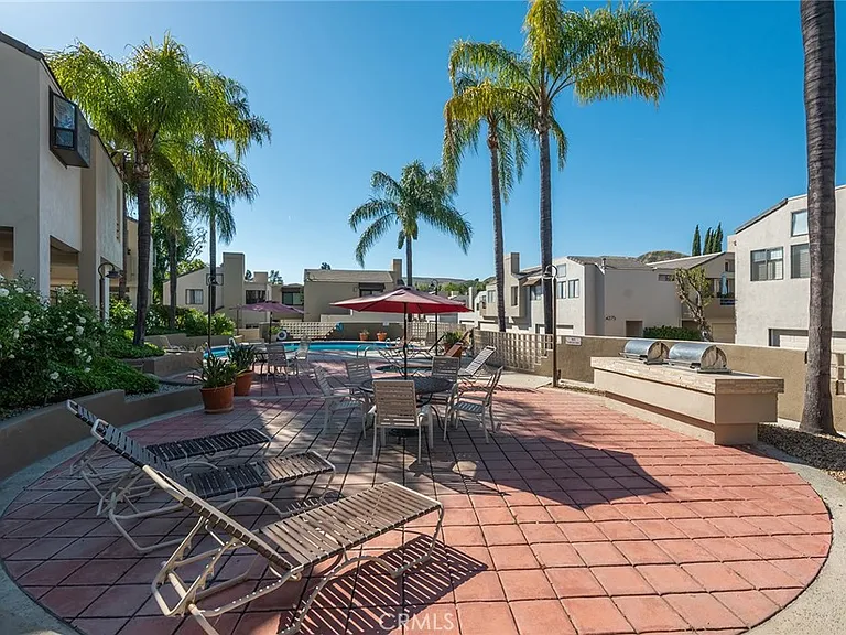 4265 Las Virgenes Rd #2 — Photo 23