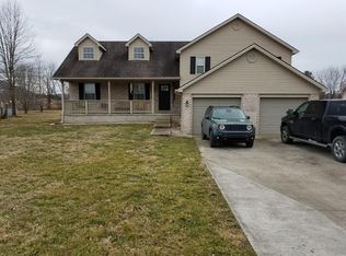 325 Brookgreen Dr, Berea, KY 40403