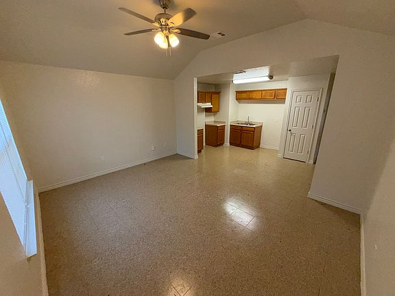 4th image of 514 E Central Ave #B