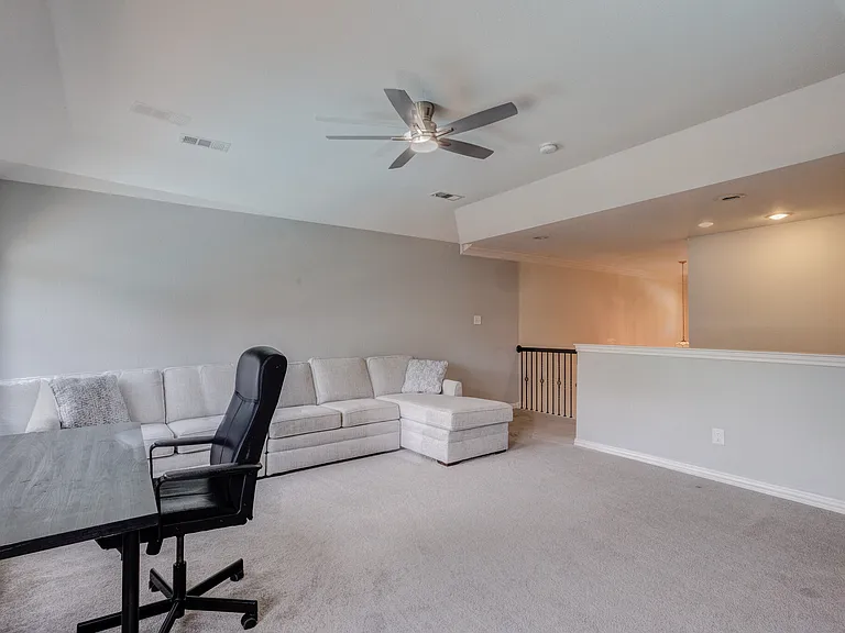 2816 Lakehollow Ln — Photo 29