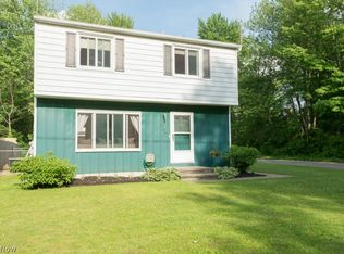 5759 Pleasant St, North Ridgeville, OH 44039