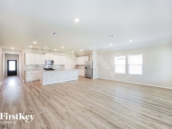 4th image of 6754 Hatchery Way