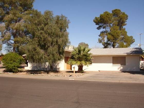1st image of 1430 N Kadota Ave