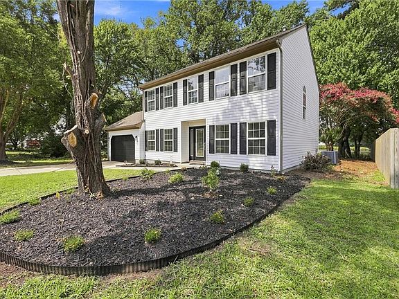 3rd image of 127 Baker Farm Dr