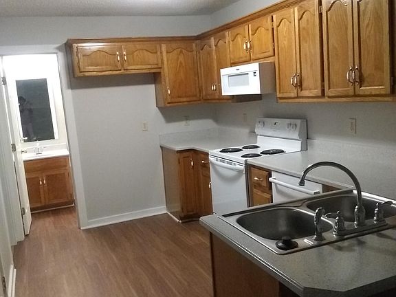5th image of 8648 NW Waukomis Dr