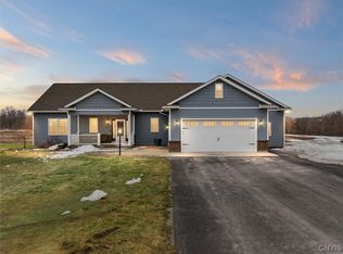 10080 Mallory Rd, New Hartford, NY 13413