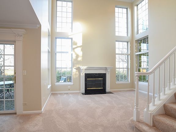 3rd image of 123 N Welwyn St
