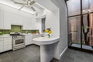 Rented by Luxian International Realty LLC