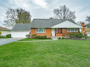 1315 N French Rd, Amherst, NY 14228