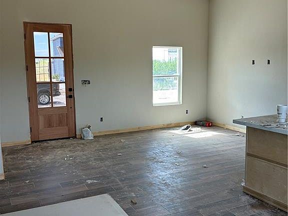 3rd image of 3019 Rio Red Cir N