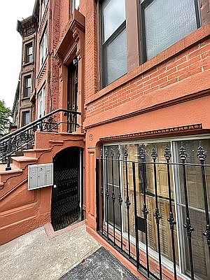 2nd image of 212 Van Buren St Floor 1
