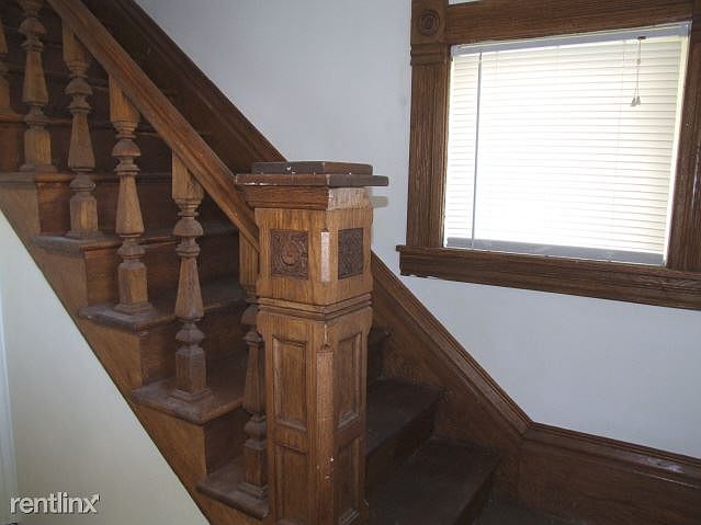 Front Common Entryway