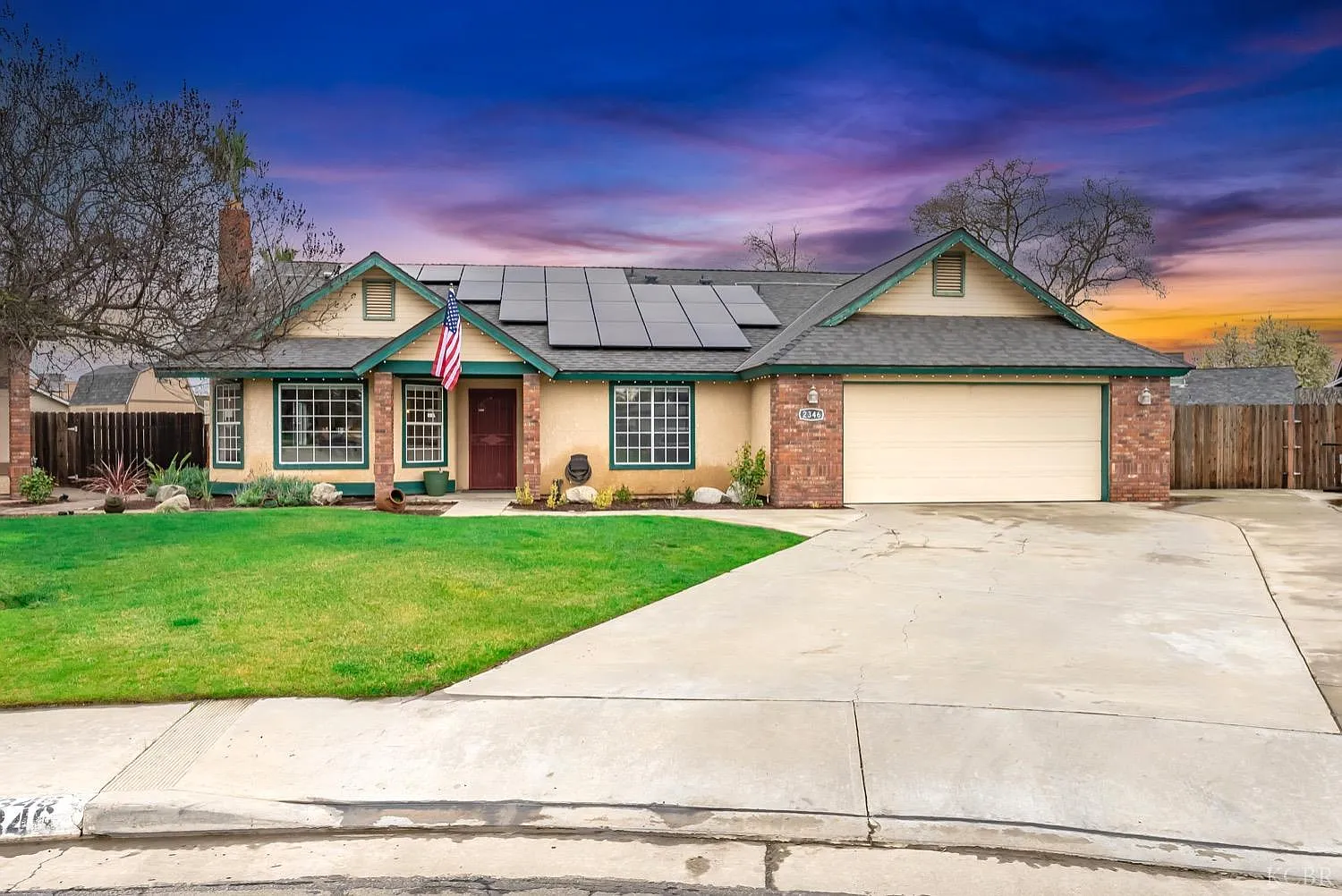 2346 Teakwood Way photo 1