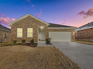 1012 James St, Howe, TX 75459