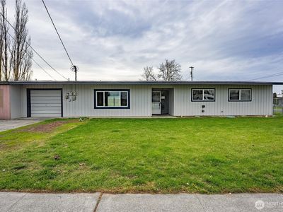 9011 Bong Loop #B, Moses Lake, WA, 98837